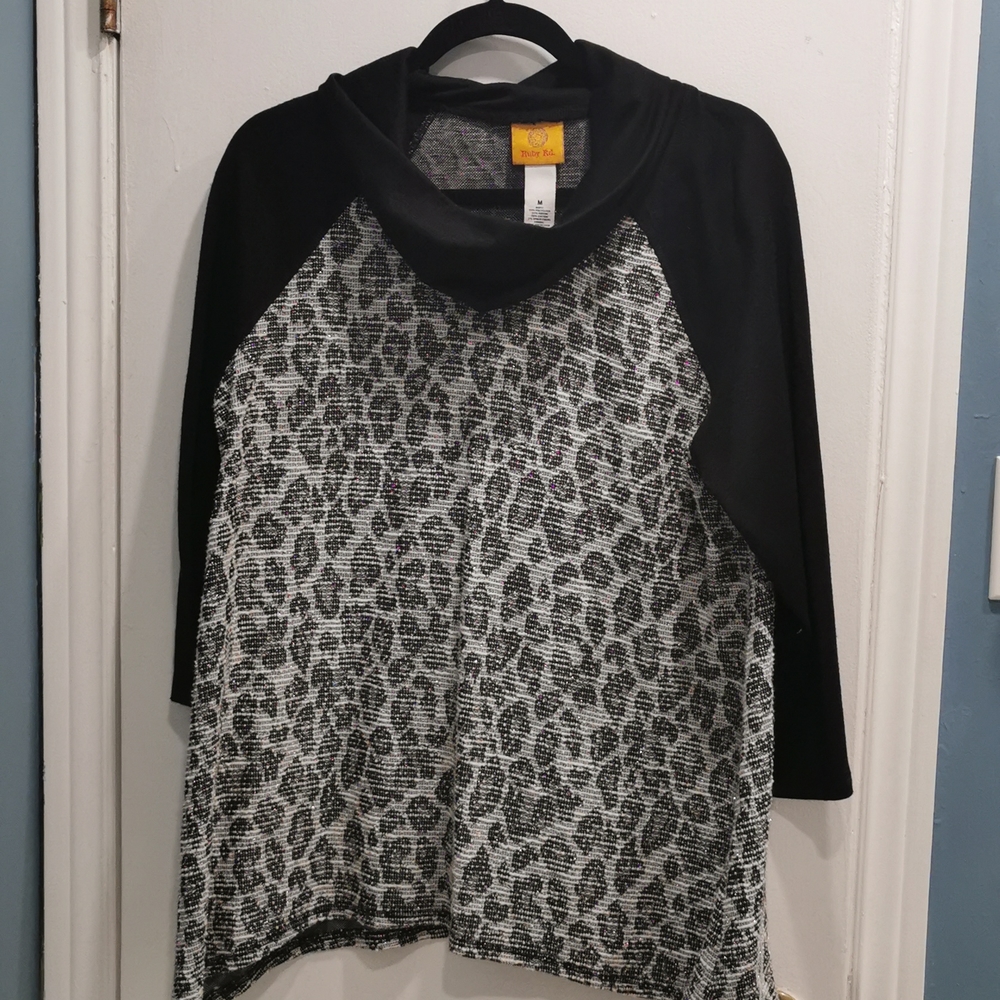 💚 Ruby Rd. Animal Print Top, Size M - Picture 4 of 9
